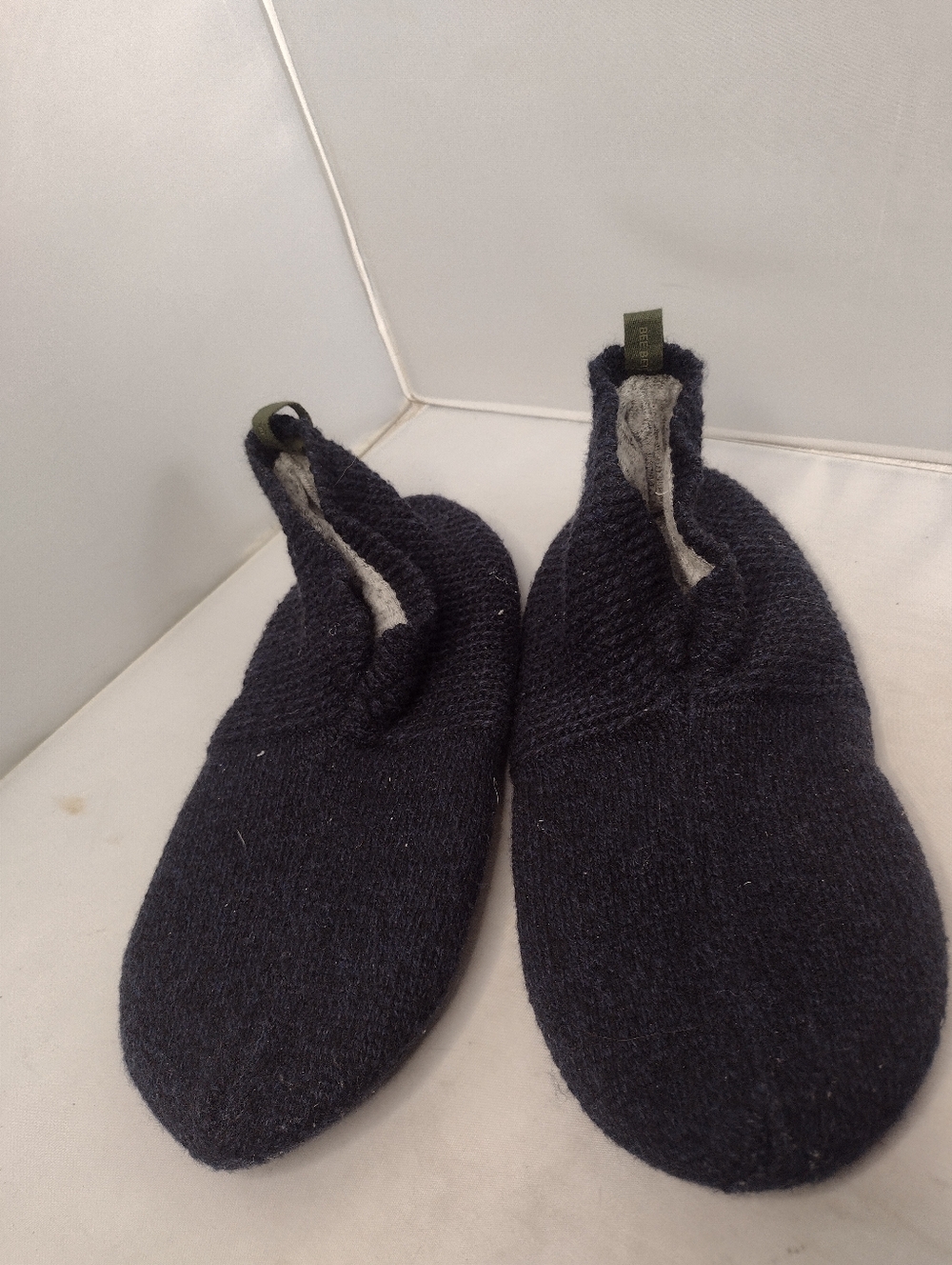 Bombas Gripper Slippers Knit Size Large Navy Blue B1